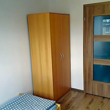Prywatny Pokój ! Zamykany Na Klucz !
